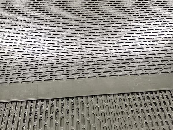 Slot Hole Perforated Sheet